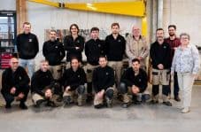 Photo de groupe de l'équipe Hamelin Agencement